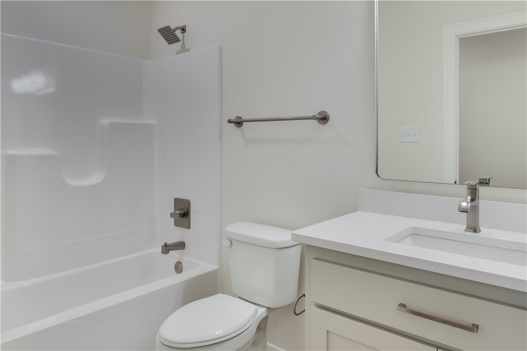 Shire Glen At Chaffee Crossing - Residential