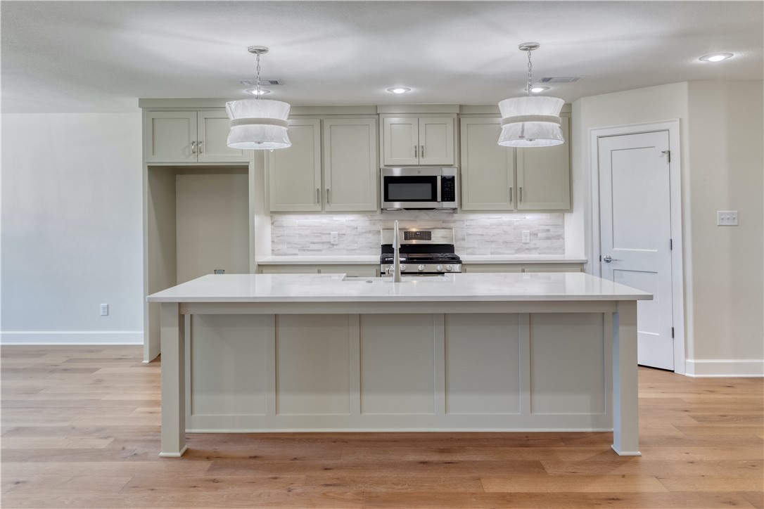 Shire Glen At Chaffee Crossing - Residential