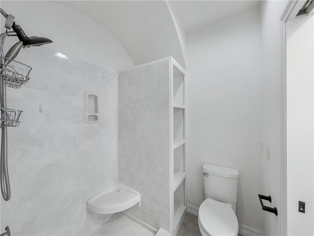Homes At Oakmont Horizontal Prop Rogers - Residential