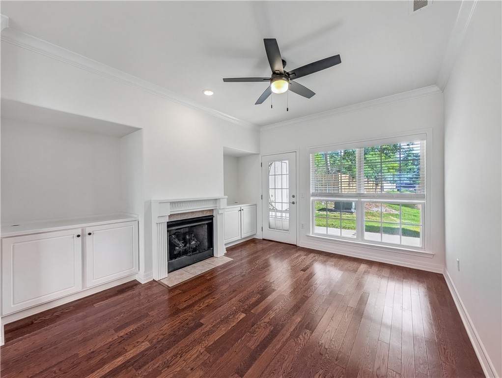 Homes At Oakmont Horizontal Prop Rogers - Residential