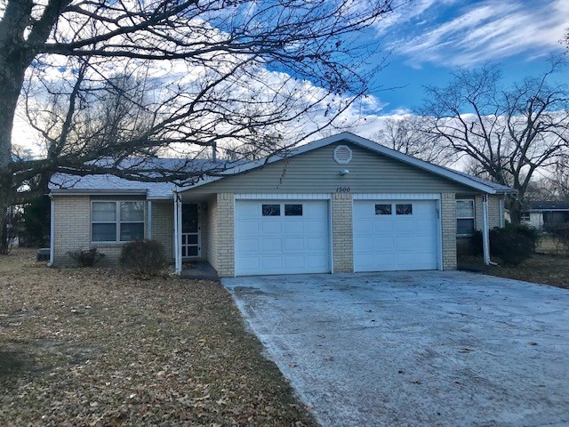 Rolling Oaks - Residential Lease