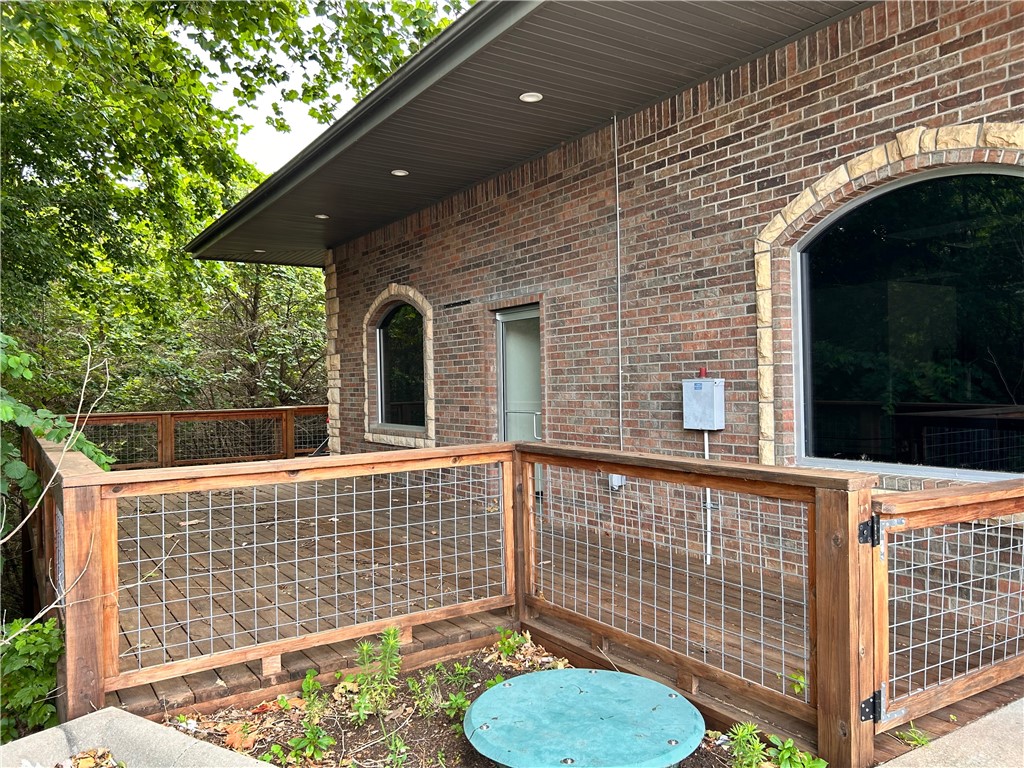 Murphy Comm Sub Lt 2,3 Bvv - Commercial Lease