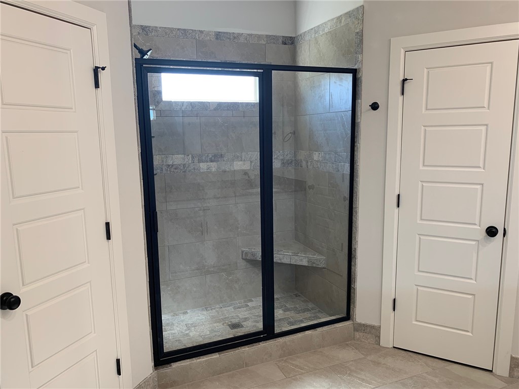 BARRINGTON PLACE-CENTERTON - Residential