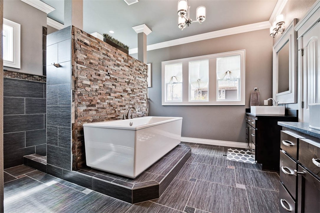 VERSAILLES SUB-CENTERTON - Residential