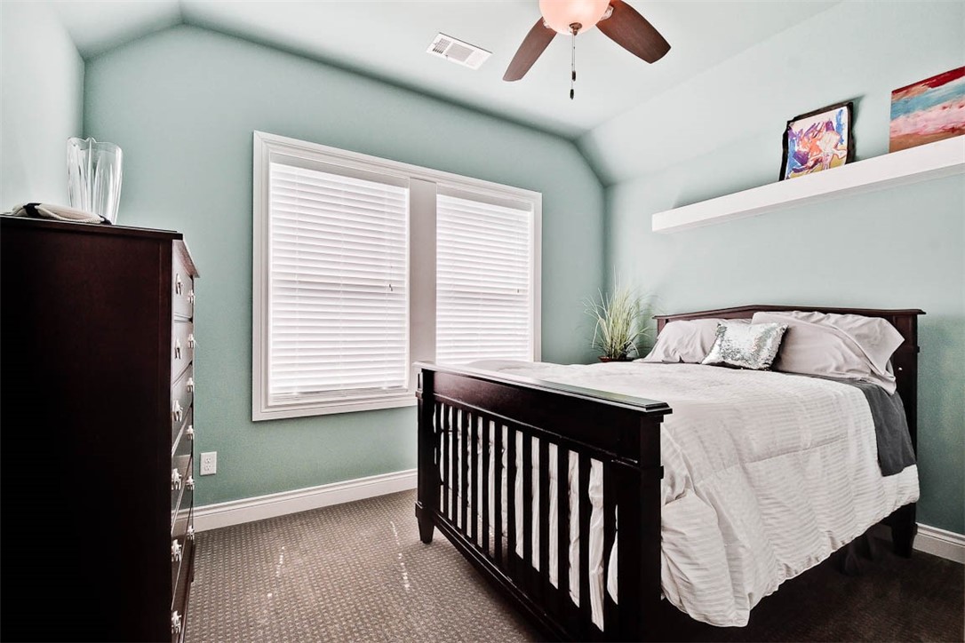 VERSAILLES SUB-CENTERTON - Residential