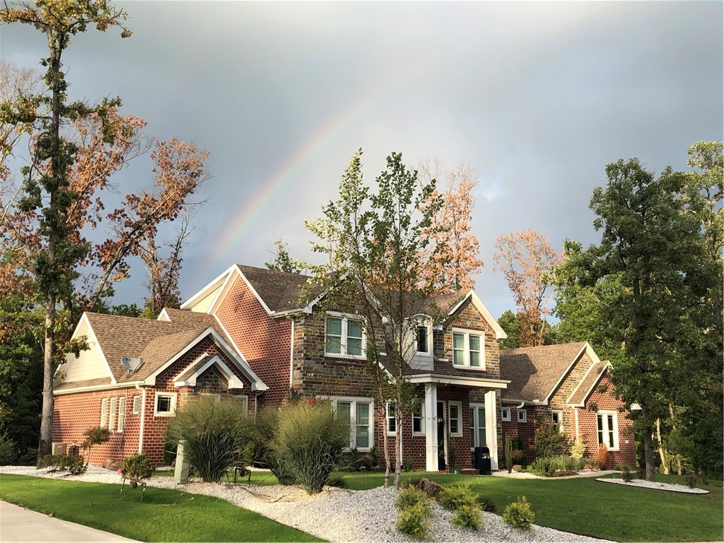 VERSAILLES SUB-CENTERTON - Residential