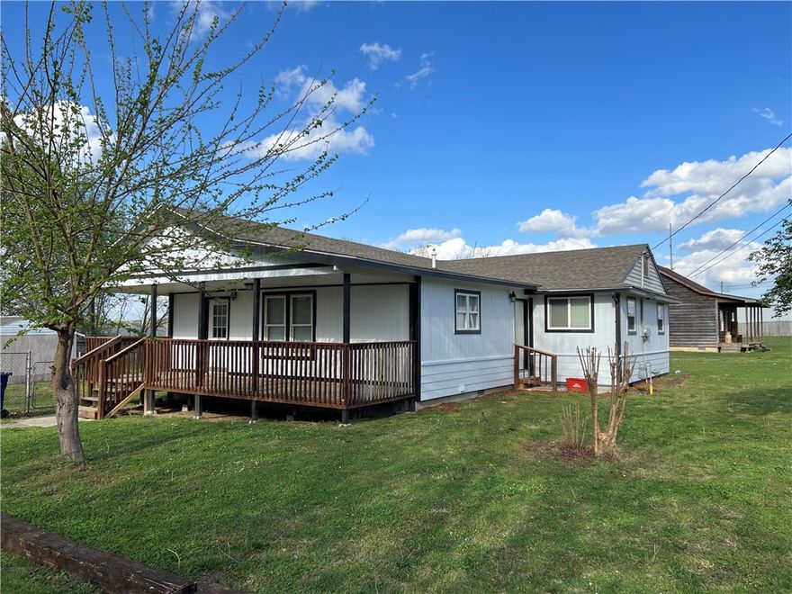 3 bedroom 2 bath home on corner lot. Recently remodeled. New flooring in kitchen and family room. New paint throughout. New stainless appliances. $1,550/mo rent. $1,550 deposit. No pets.