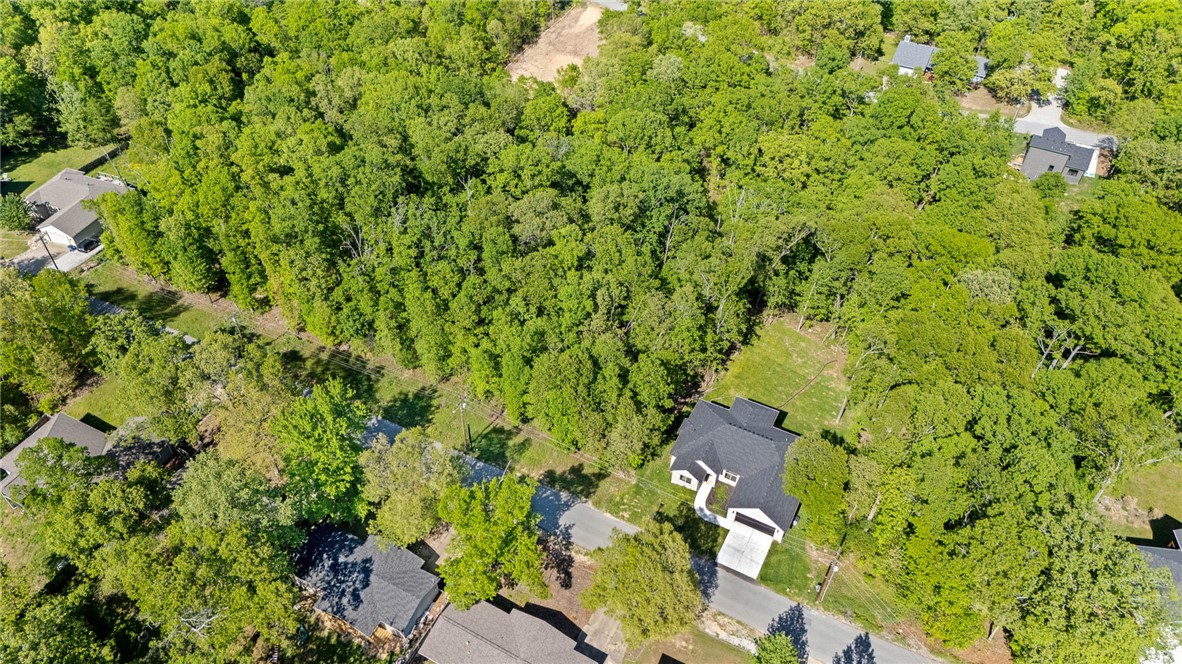 SUFFOLK SUB-BVV - Land