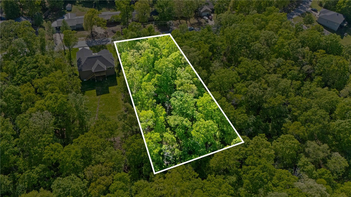 SUFFOLK SUB-BVV - Land