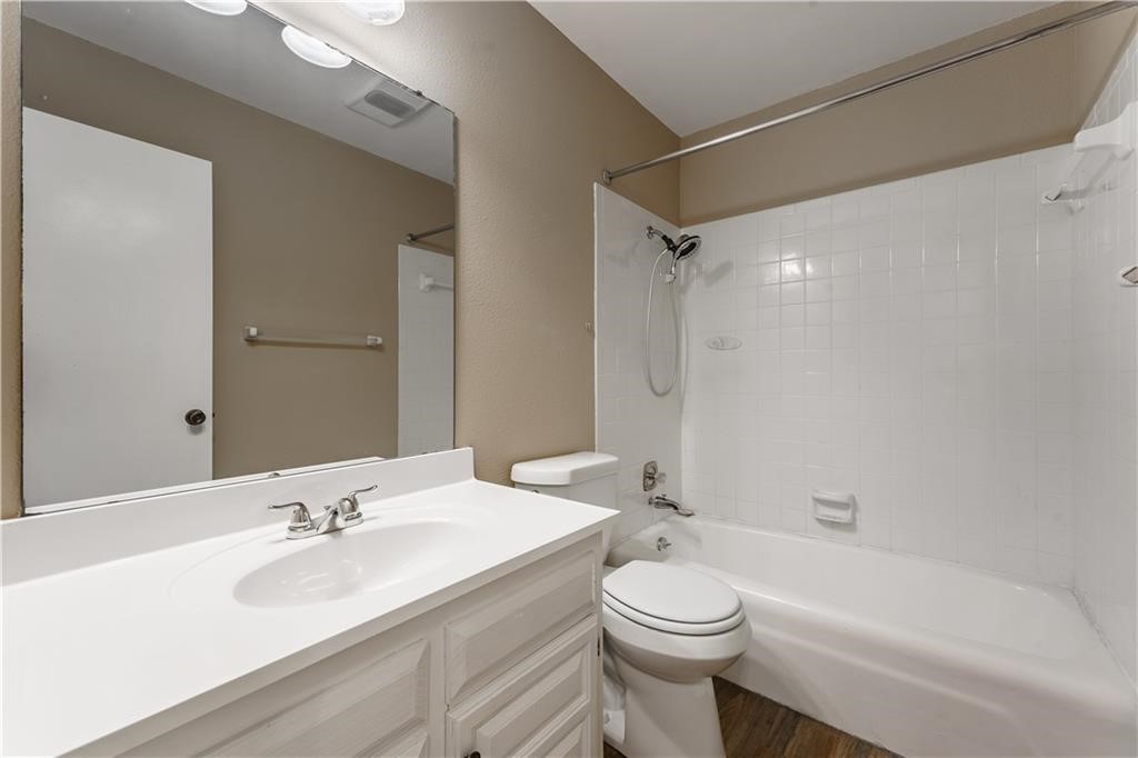 Townhouse Tct 3 A/K/A Drake Court Bvv - Residential Lease