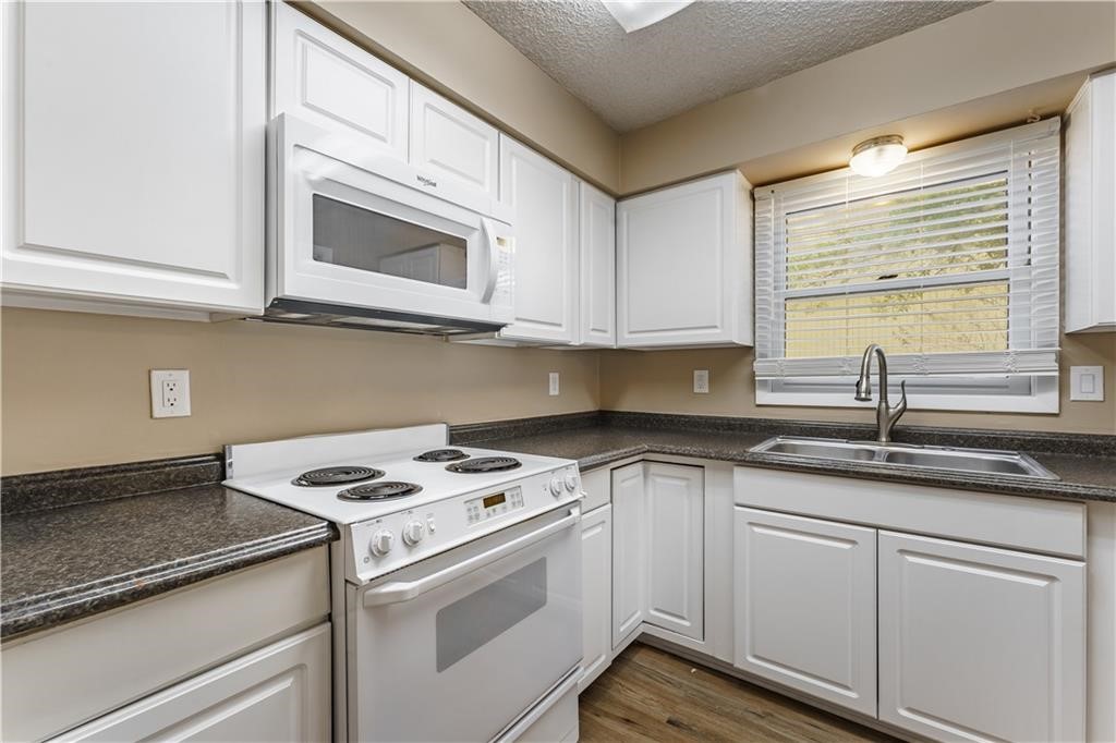 Townhouse Tct 3 A/K/A Drake Court Bvv - Residential Lease