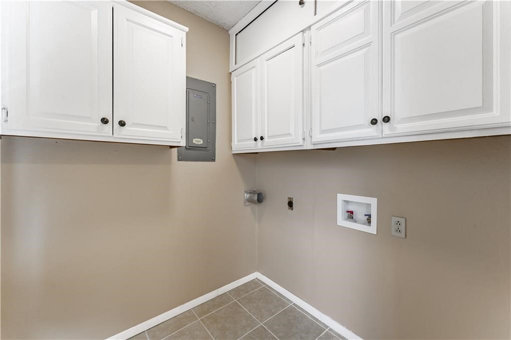 Townhouse Tct 3 A/K/A Drake Court Bvv - Residential Lease