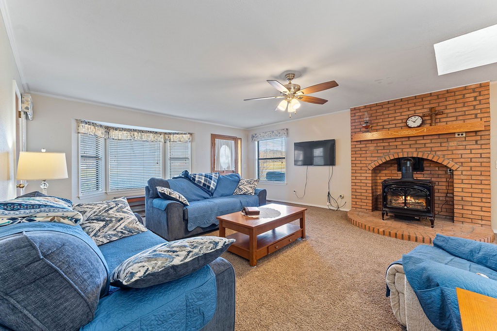 Rock And Arrow Addit - Residential