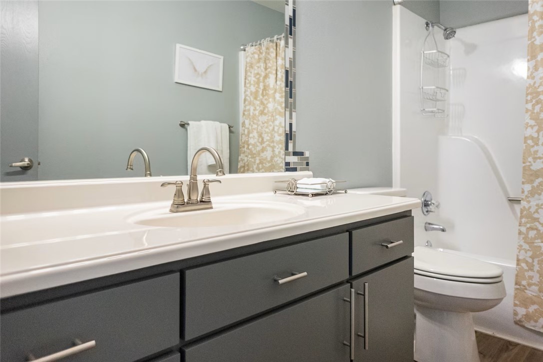 W A Burks Add Bentonville - Residential Lease