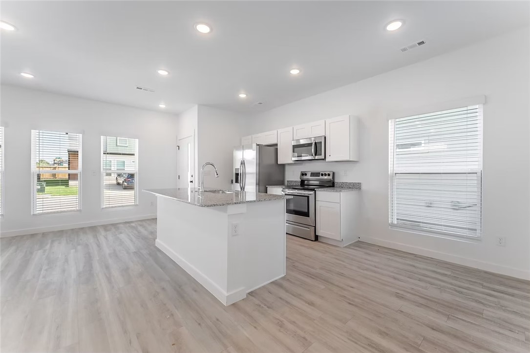 FEATHERSTON WEST SUB PH 1-CENTERTON - Residential
