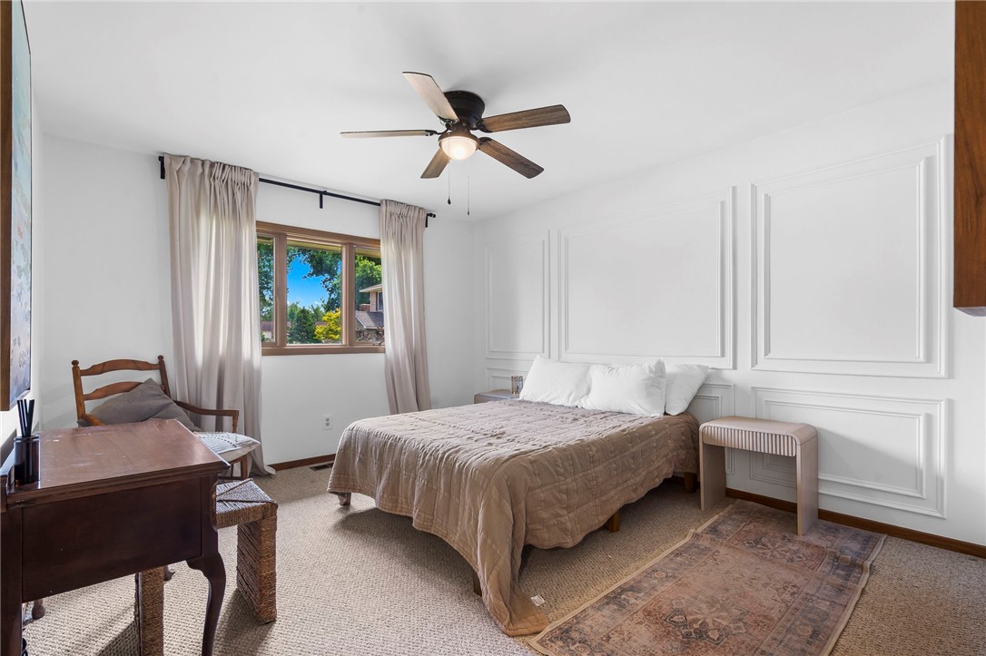 Centre Court Rogers - Residential