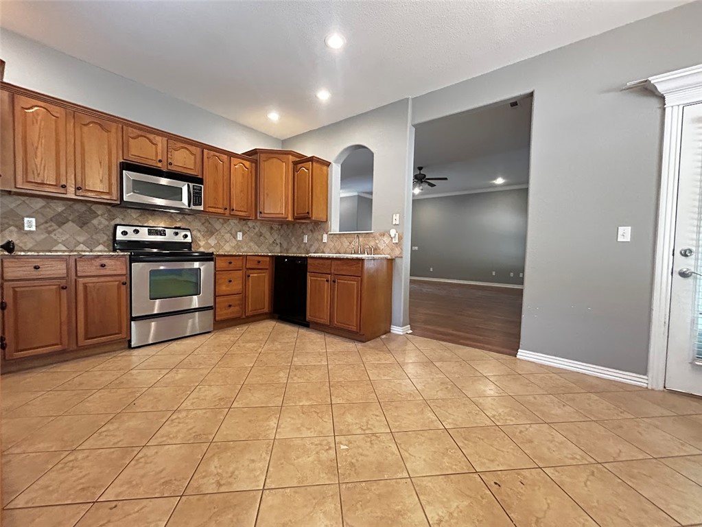 Westfield Sub Ph II - Residential Lease