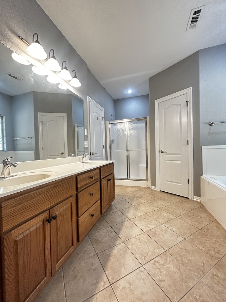 Westfield Sub Ph II - Residential Lease