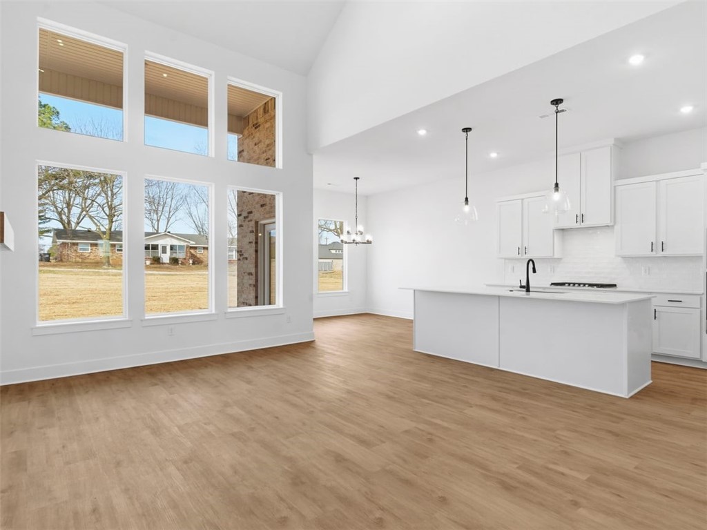 Noah's Landing - Residential