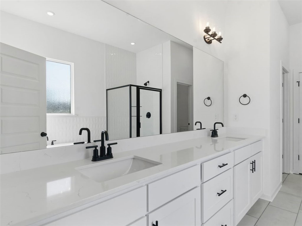 Noah's Landing - Residential