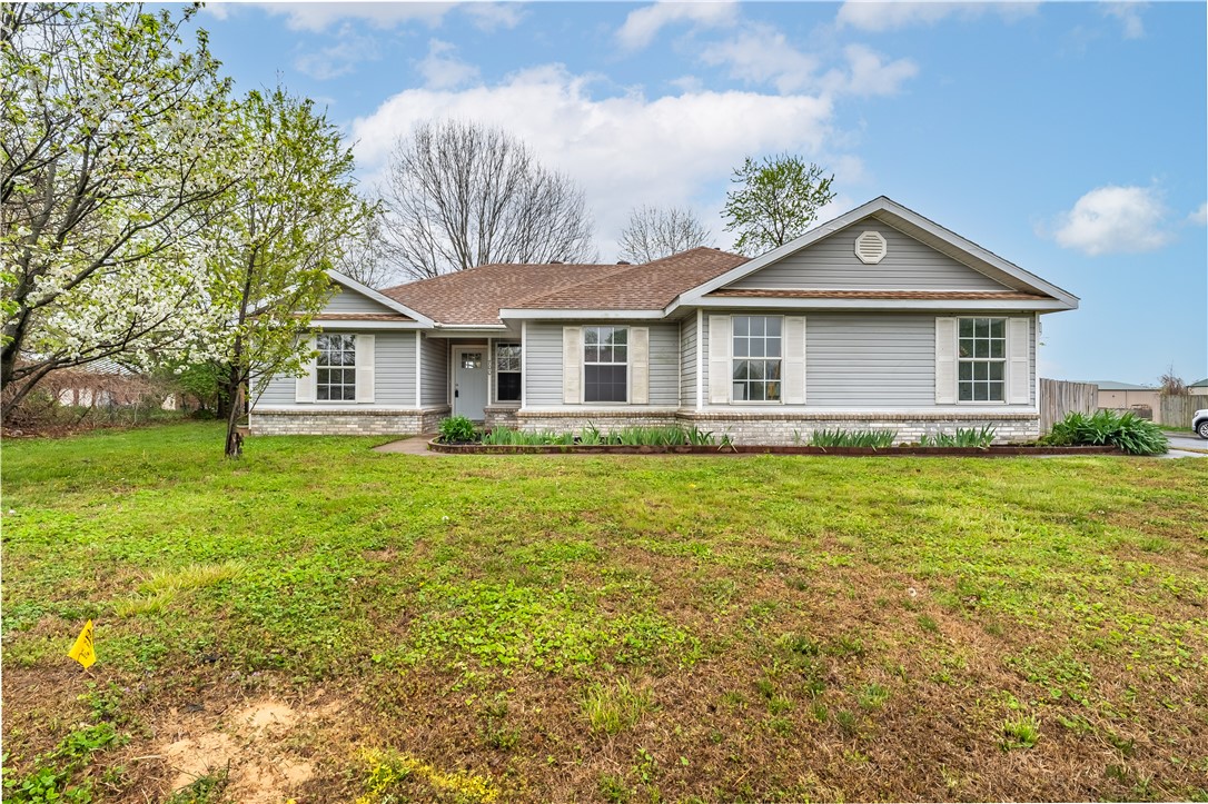great location corner lot, walking distance to the park, new carpet fresh paint more professional pictures will be add tomorrow