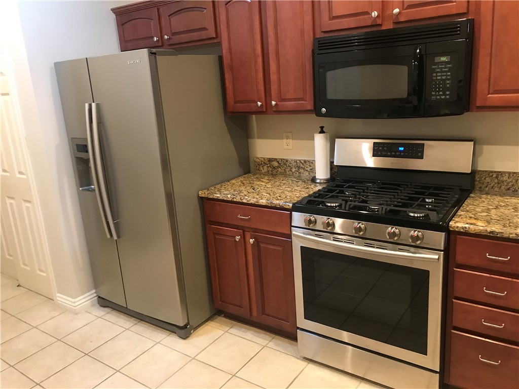 Arbors At Pinnacle Ridge - Residential Lease