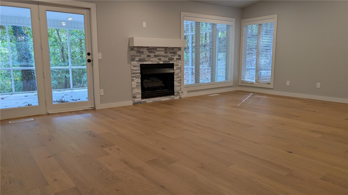 Essex Sub Bvv - Residential Lease