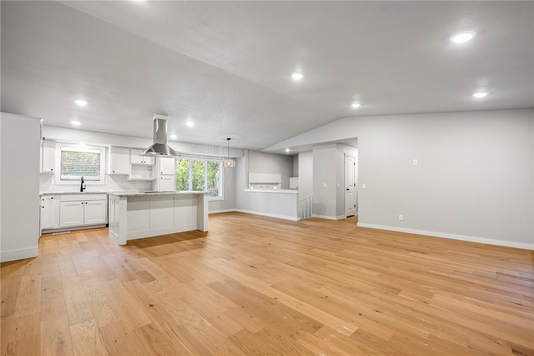 Essex Sub Bvv - Residential Lease