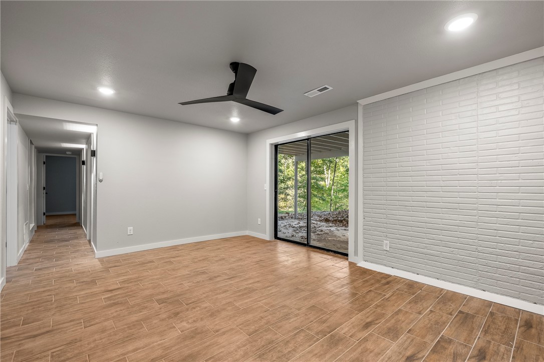 Essex Sub Bvv - Residential Lease