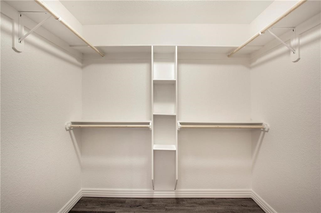 Lockhart Sub Bvv - Residential Lease