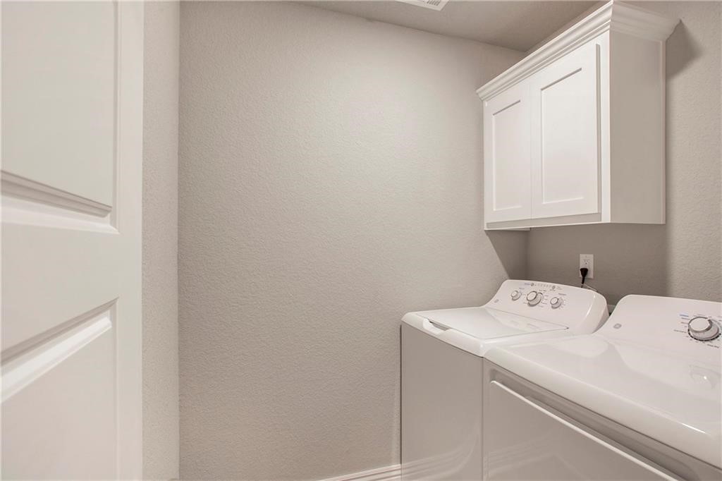 Lockhart Sub Bvv - Residential Lease