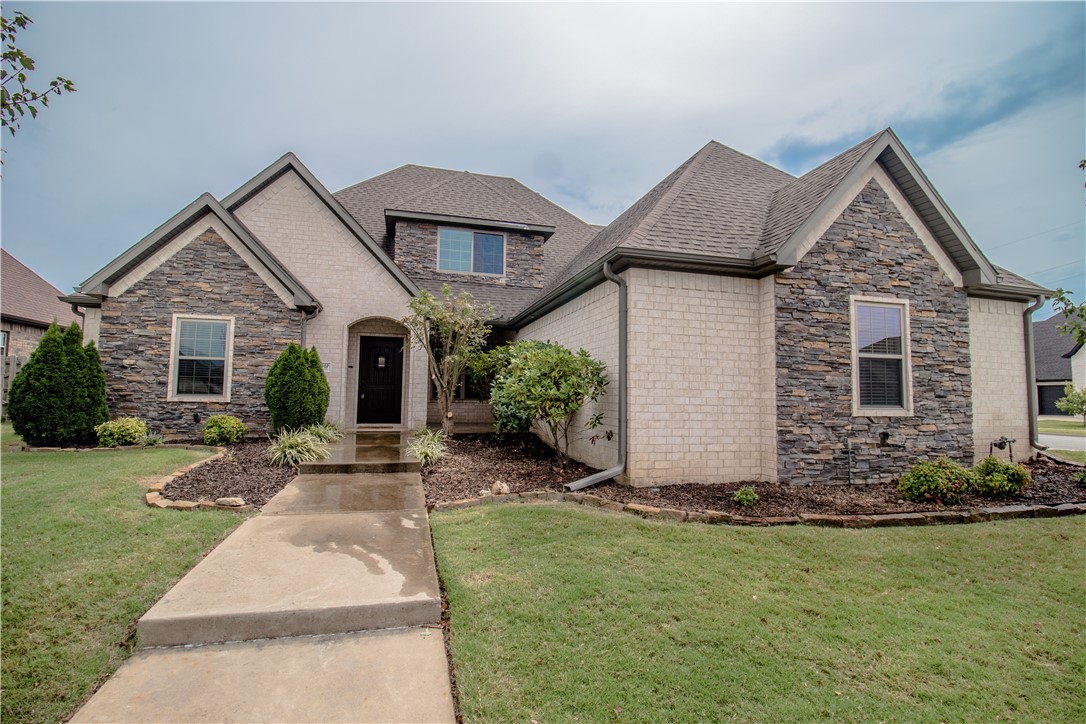 Welcome Home to Comfort & Custom Design in Bentonville!
Step into over 3,200 sq ft of beautifully crafted living space in this stunning 6-bedroom, 3-bath custom home situated on a desirable corner lot. From the moment you walk in, youāll notice the high-end touches ā granite countertops, custom cabinetry, and thoughtful details throughout.
Enjoy added convenience with a central vacuum system, and peace of mind with your own in-ground tornado shelter. The spacious master suite offers a relaxing retreat, while the fully fenced backyard is perfect for entertaining, play, or simply unwinding.
Donāt miss your chance to lease this exceptional home in one of Bentonvilleās most sought-after areas!