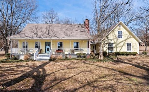 Photo of 1349 Peach Orchard Lane, Ozark, AR 72949 (MLS # 1344537)