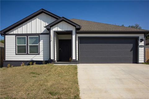 Photo of 4390 Glacier Street, Fayetteville, AR 72704 (MLS # 1341314)