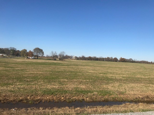 06-19-31-CENTERTON - Land