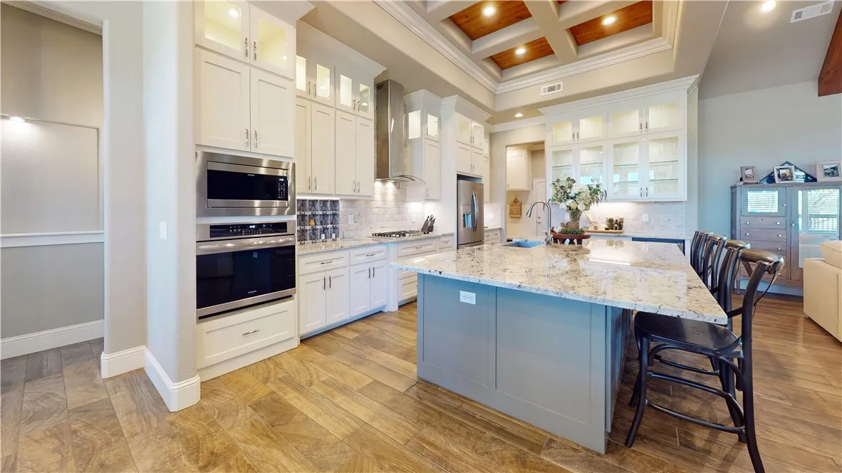 Bentonville, Arkansas 72712, United States, 4 Bedrooms Bedrooms, ,5 BathroomsBathrooms,Residential,Pending,108290