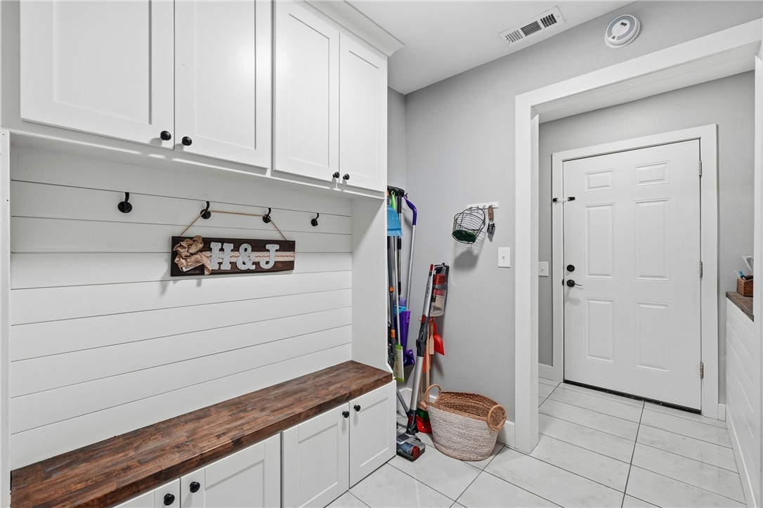 22-21-28-Gateway - Residential