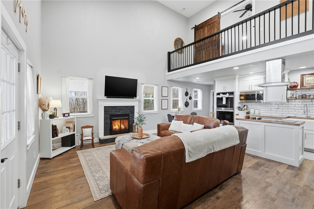 22-21-28-Gateway - Residential