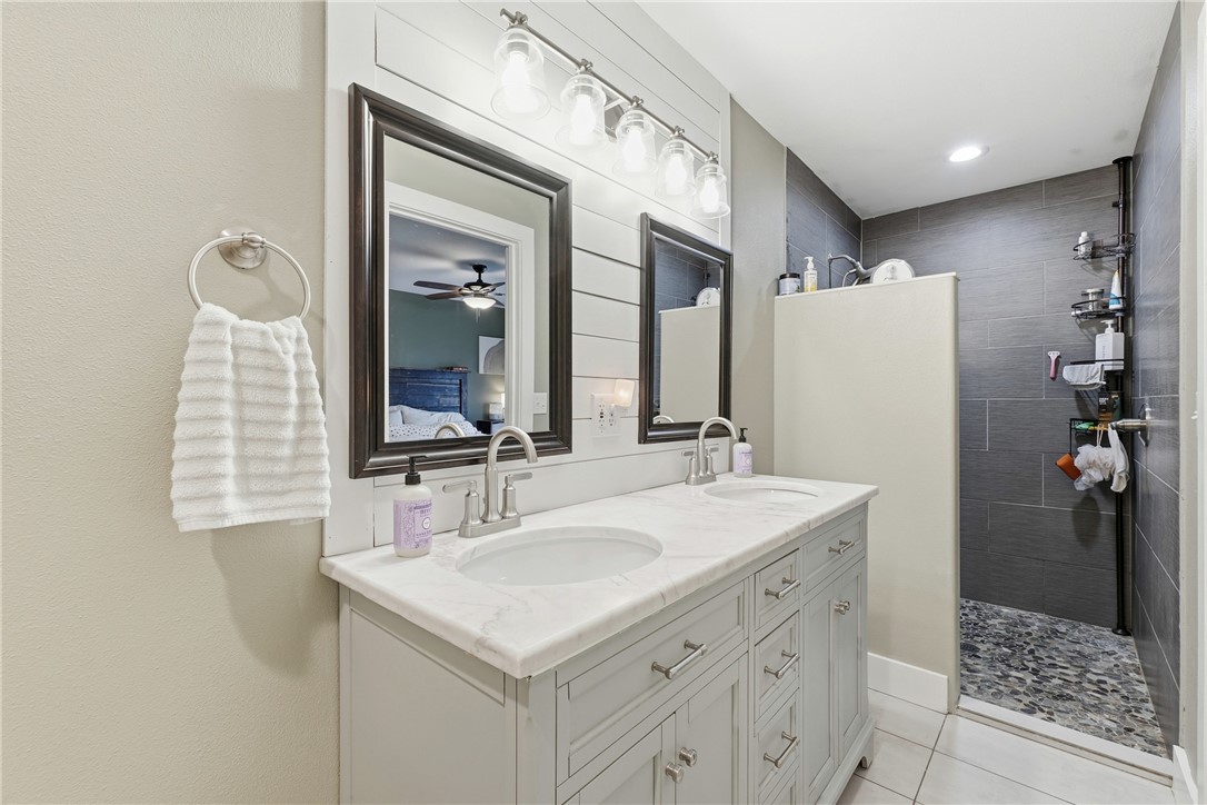 22-21-28-Gateway - Residential