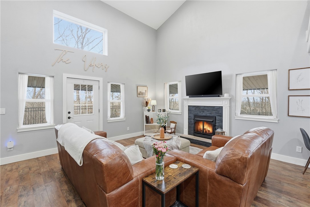 22-21-28-Gateway - Residential