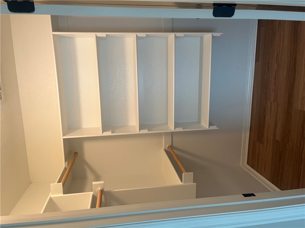 Silent Knoll Sub Springdale - Residential Lease