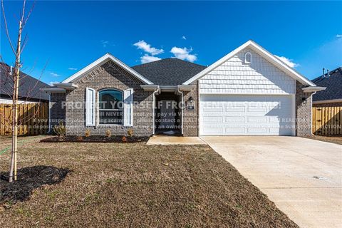 Photo of 411 Coconut Lane, Centerton, AR 72719 (MLS # 1343208)