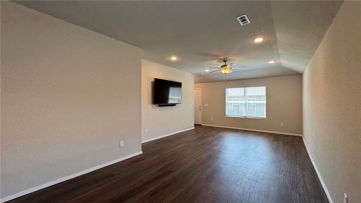 Creekside Meadows - Residential