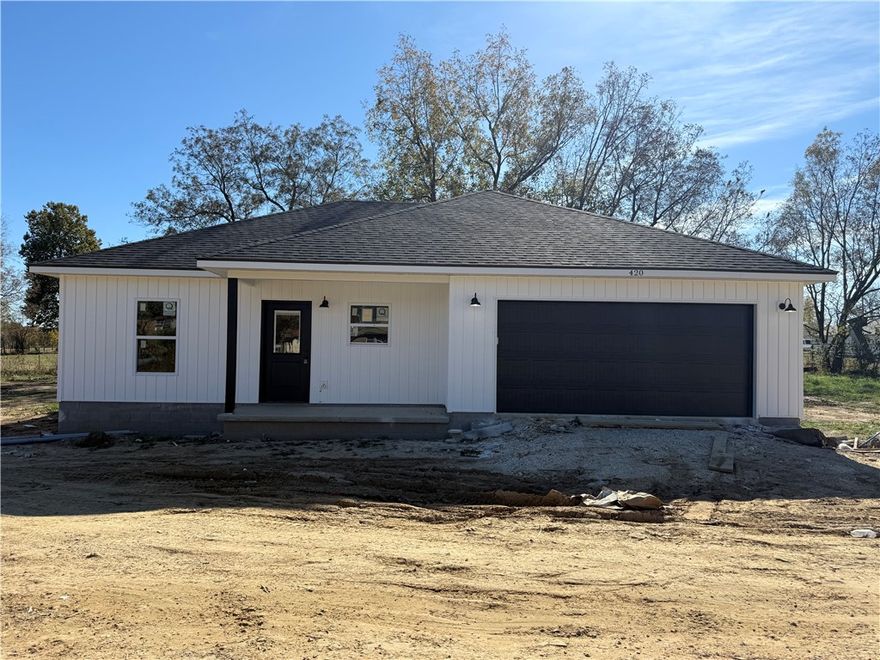 New construction home in the heart of the city!  Beautiful vaulted ceiling in the living area enhance the open concept.  Split floor plan, granite countertops and separate laundry add to the charm. Also, with almost a 1/2 acre lot, there's plenty of room for outdoor entertaining, garden spot or shop.  Add some fencing and you have a huge fur baby play pen.  Enjoy the morning coffee on the back patio while admiring the views. New private drive creates a sense of country living in the city.  To be completed December 1st and ready for holiday decorating.  Set your appointment today!