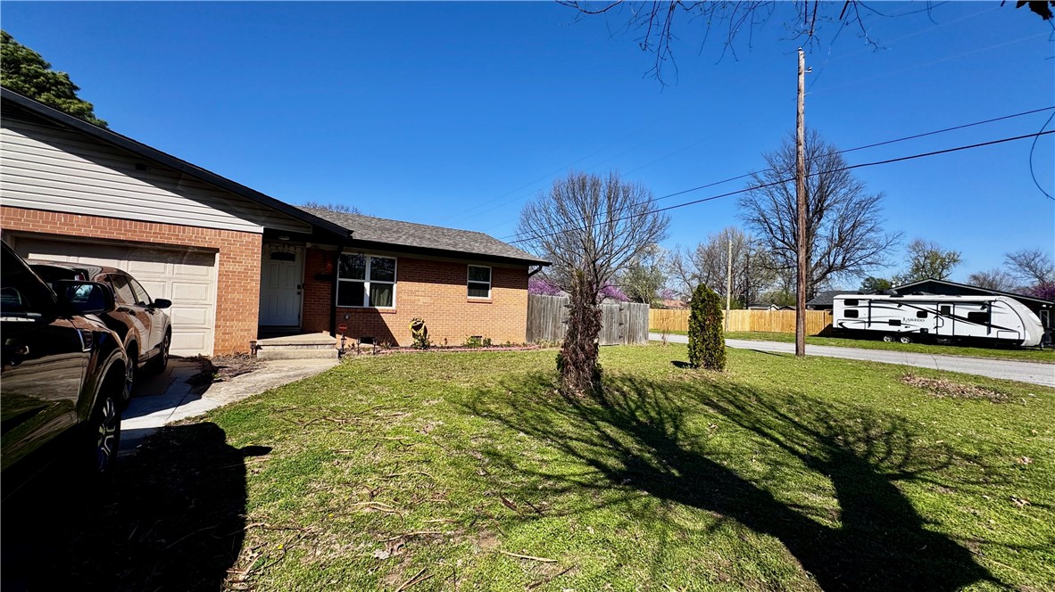 West Emma Gardens Add I - Residential