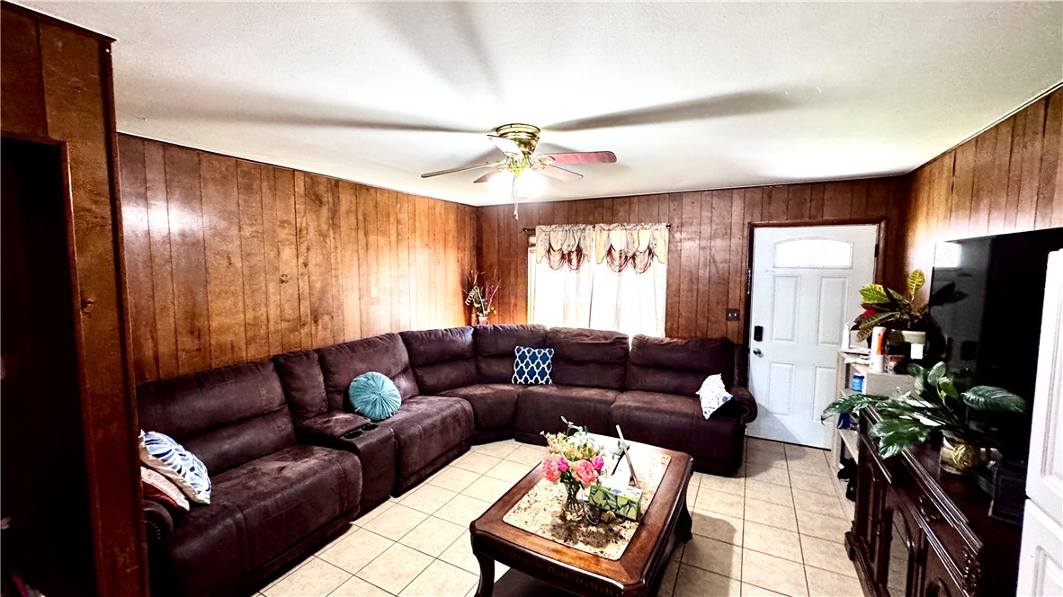 West Emma Gardens Add I - Residential