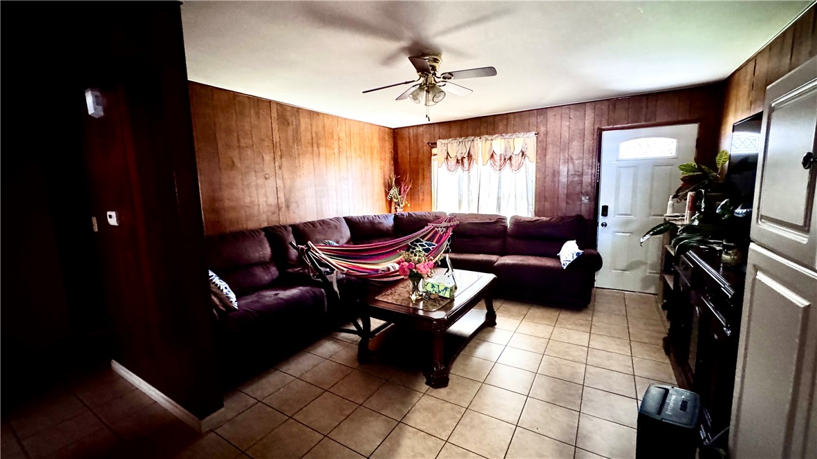 West Emma Gardens Add I - Residential