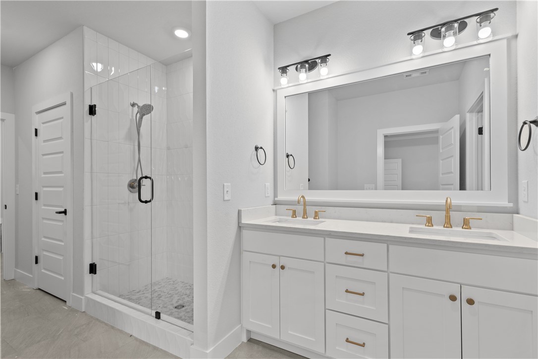 The Courtyards at Owl Creek - Residential