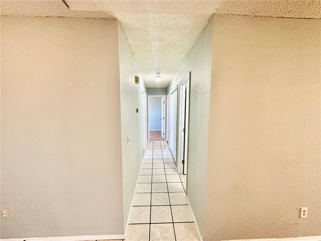 24-18-30-SPRINGDALE - Residential Lease