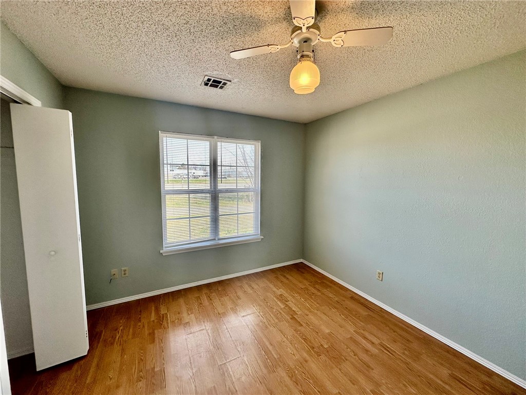 24-18-30-SPRINGDALE - Residential Lease